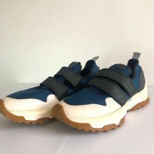 Coach Retro Two Strap Runner